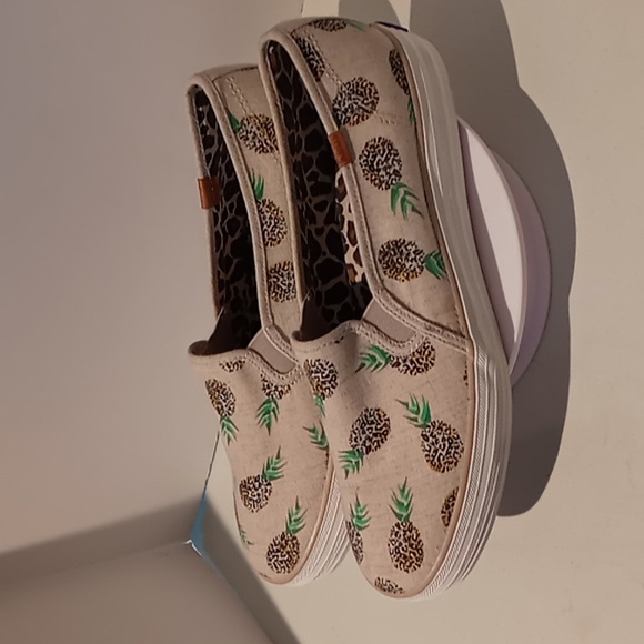NWT - Keds - Pineapple - Canvas Slip on Sneaker/Loafer - Women's size 11 - Picture 2 of 14